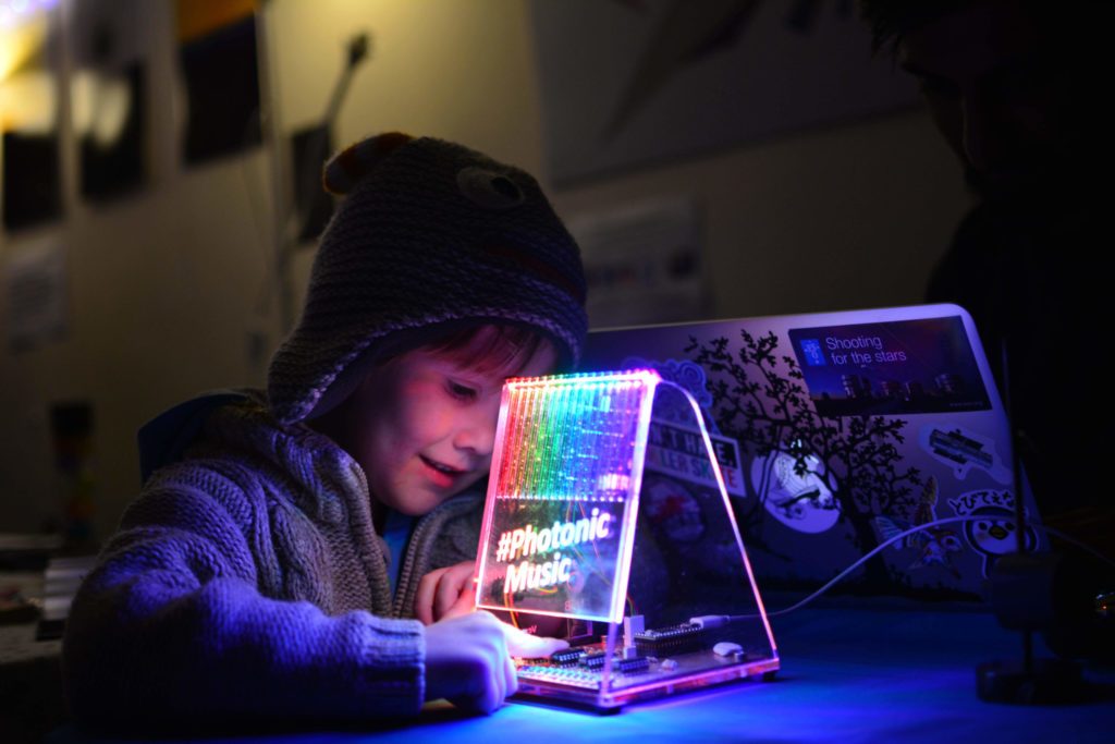 Inspiring the next generation of photonics researchers and engineers